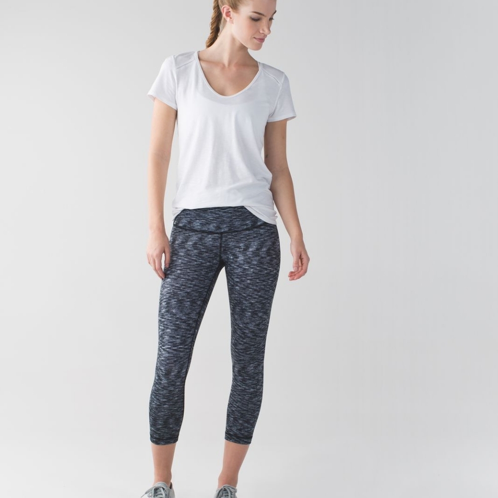 Lululemon Wunder Under Crop (Hi-Rise)Dramatic Static White Black 25"